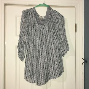 Dress Barn’s Roz and Ali grey dress shirt size 3X